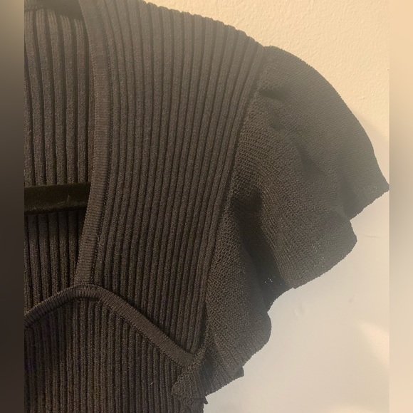 Gap Flutter Sleeve Stretch Top - Picture 3 of 4